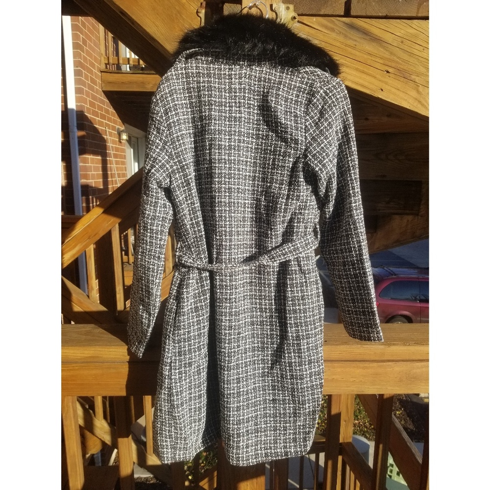 SALE! LAST 1! Plaid Fur Collar Trench Coat Jacket - Picture 8 of 8